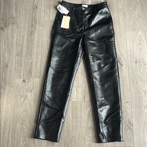 The Melina pant from aritzia, length: short